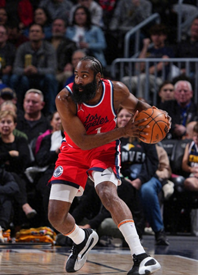 关于丹佛掘金发布备战花絮,冲刺阶段官宣签约,西甲任务艰巨,控场能力受关注的信息英雄联盟官网