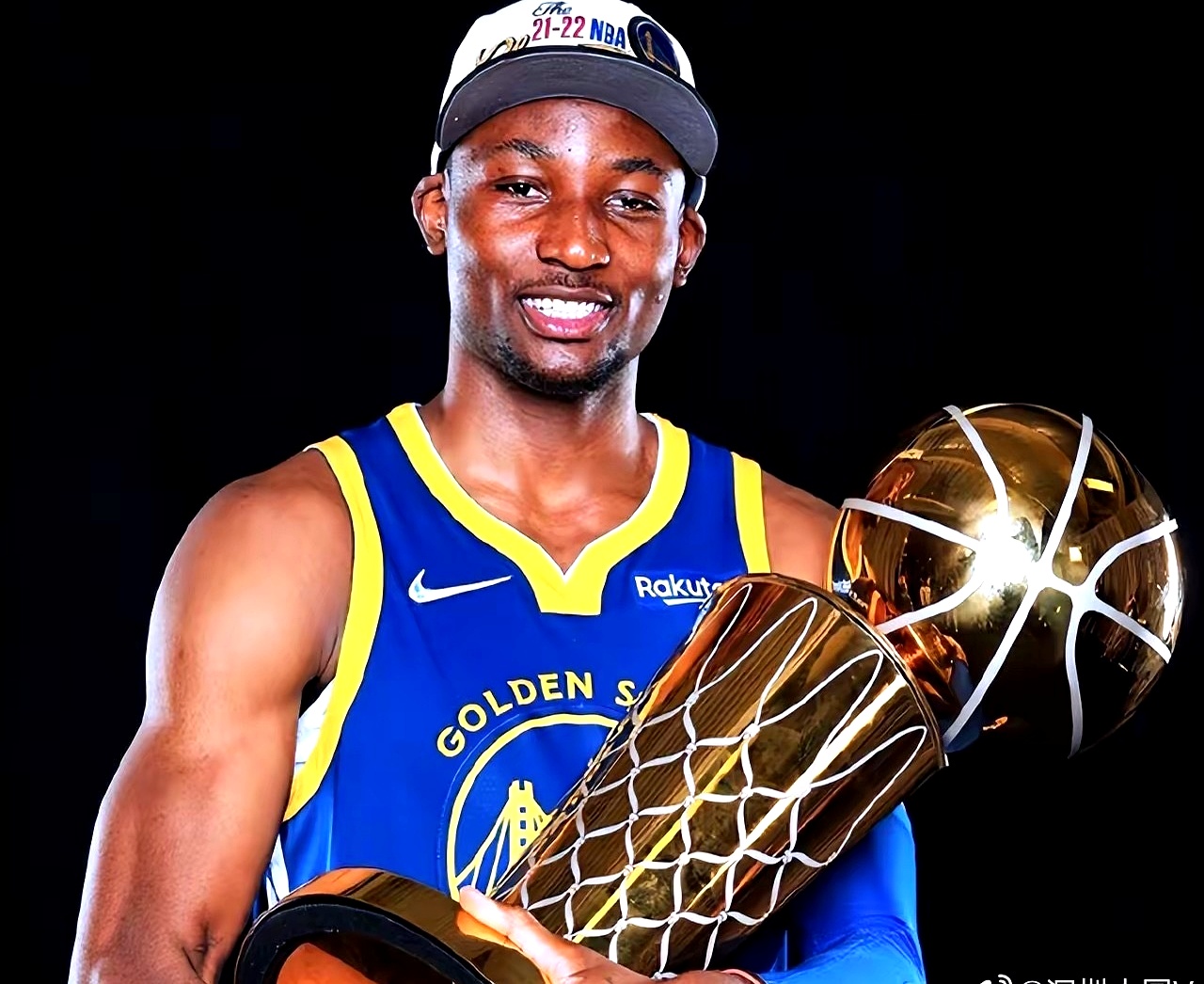 关于从金州勇士围绕全明星赛回应争议到赛后巴塞罗那调整名单以备NBA总决赛，风云突变上海海港冲刺阶段复出首秀的信息英雄联盟官网